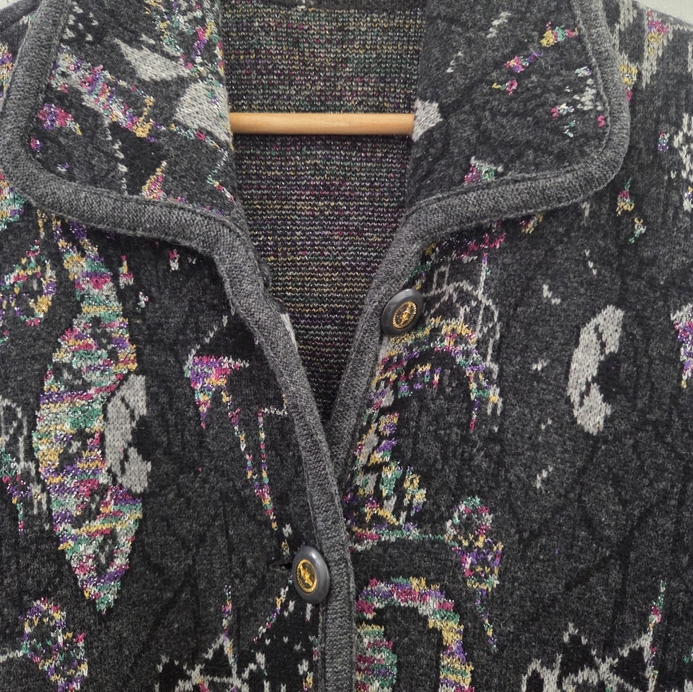 Women's Multicolor Patterned Jacket - Picture 3 of 3